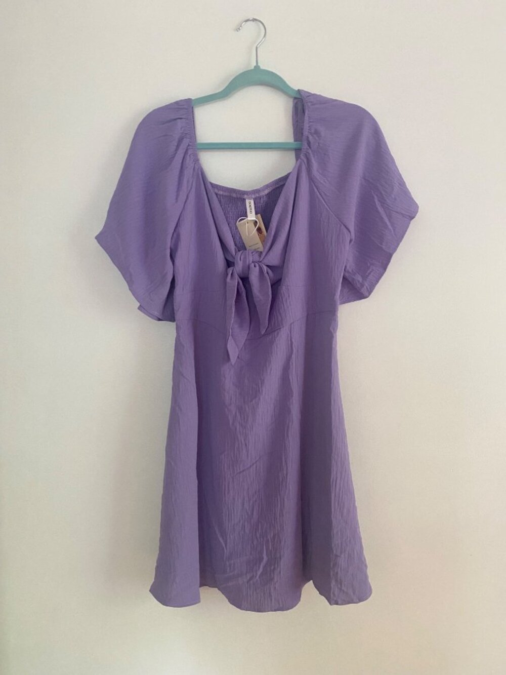 NWT Women’s Lavender Tie-Front Smocked Mini Dress With Flutter Sleeves Size L - Picture 3 of 10